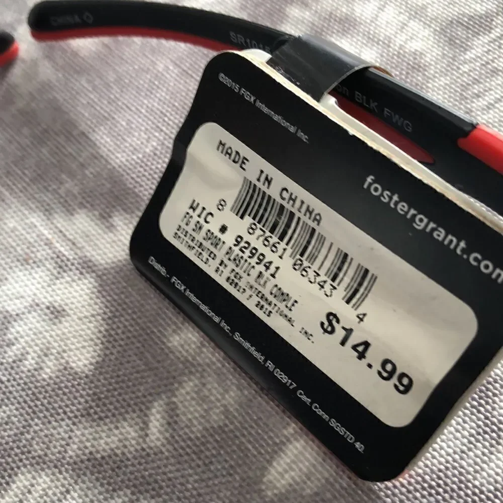 NWT Foster Grant Active sunglasses Black unisex
